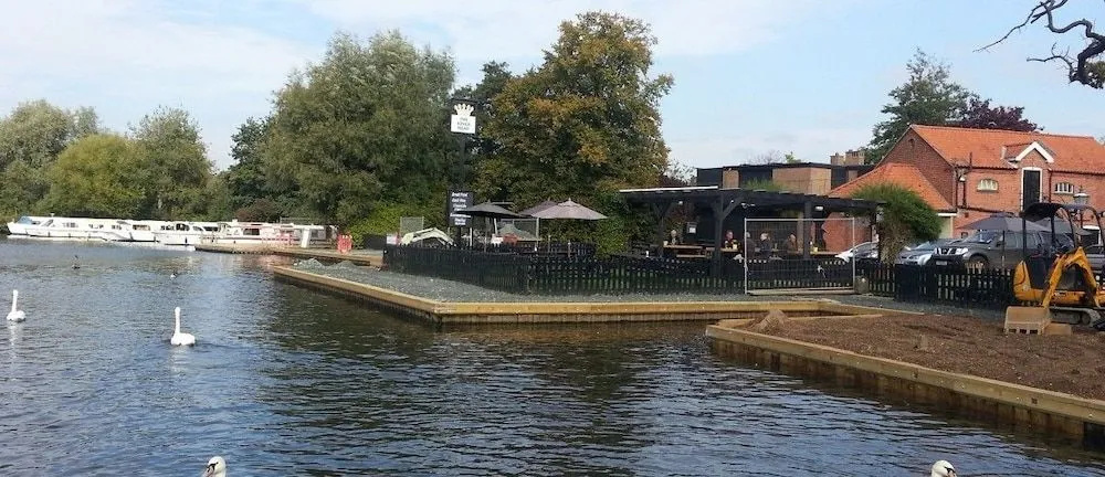 Kings Head Hotel by Greene King Inns - Général