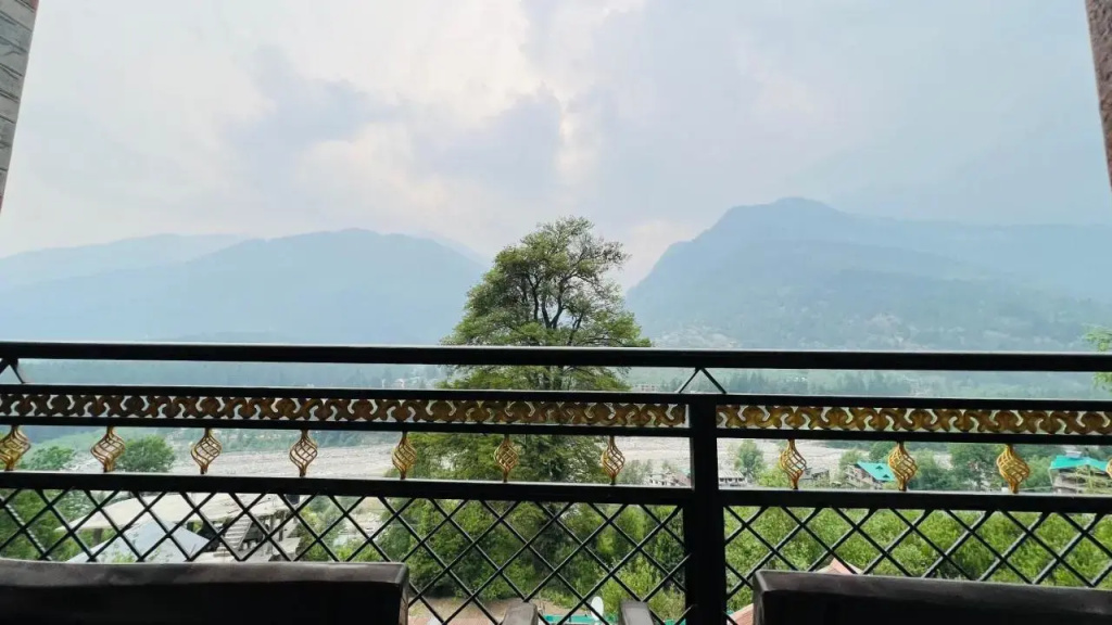Hotel photo 11