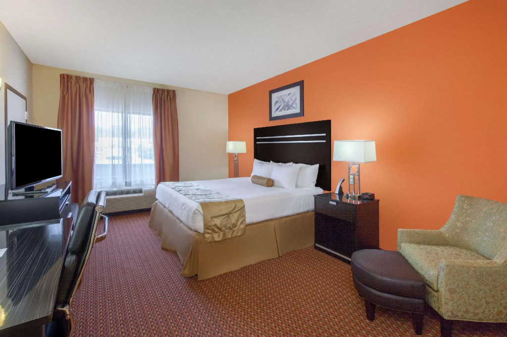 La Quinta Inn & Suites by Wyndham Tulsa Midtown Hotel - Chambres