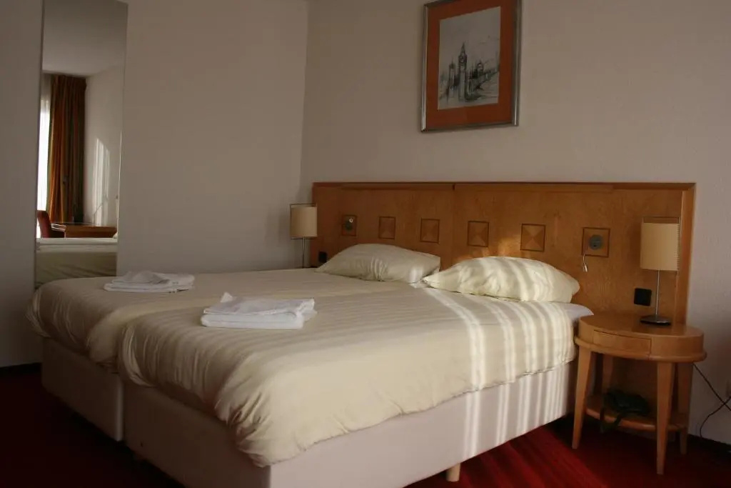 Hotel 2000 - Chambres
