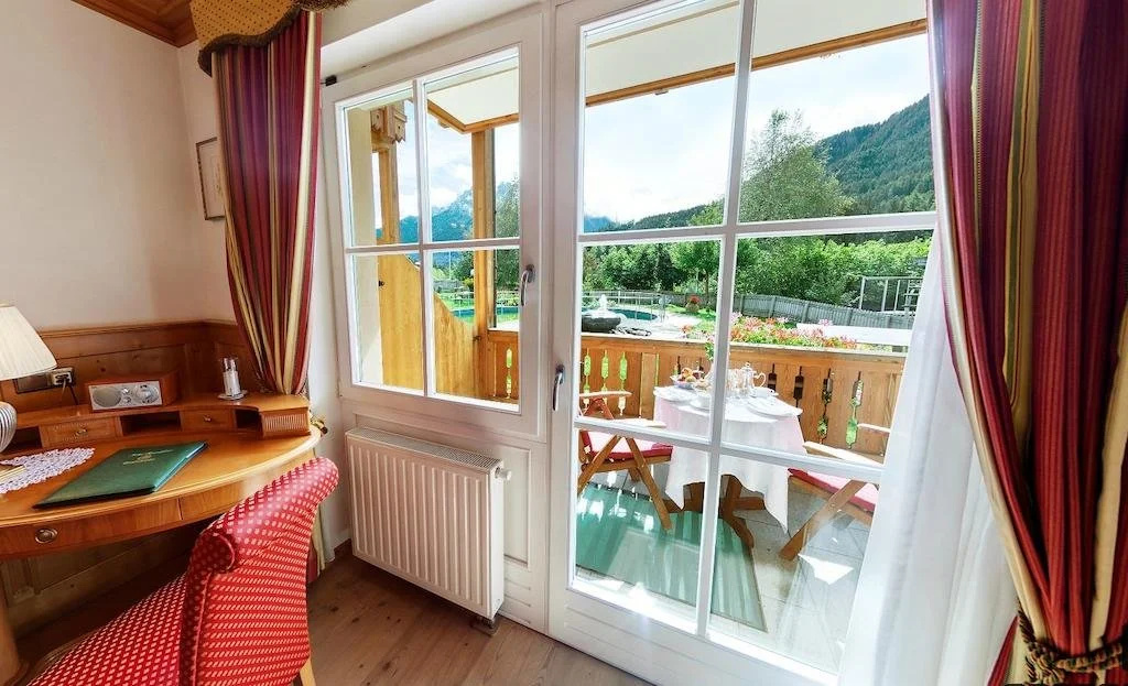 Balcony & Terrace