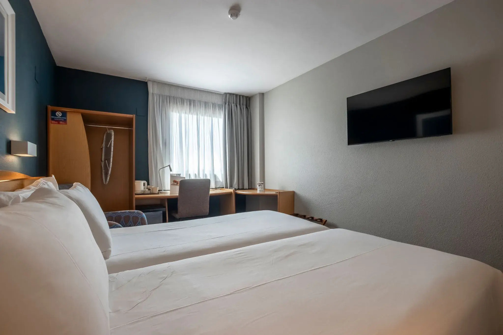 Travelodge Alicante Puerto - Chambres