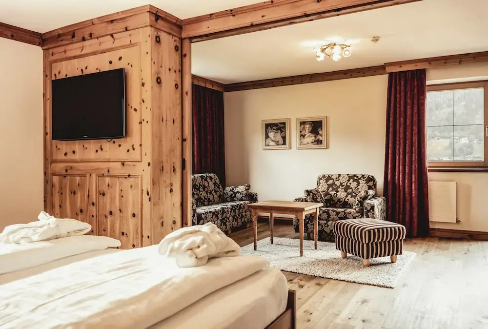 Suite with balcony