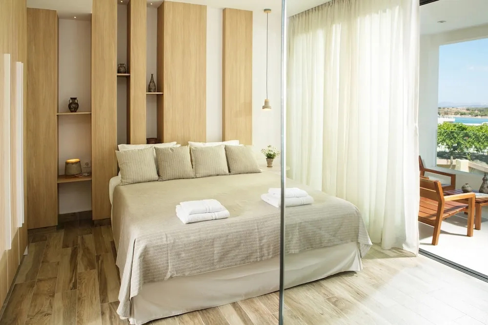 4 Bedrooms Villa with balcony and with sea view