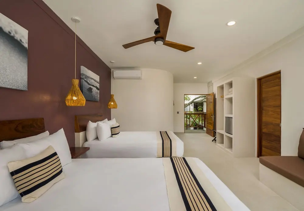 Standard Double room with balcony (full double bed)