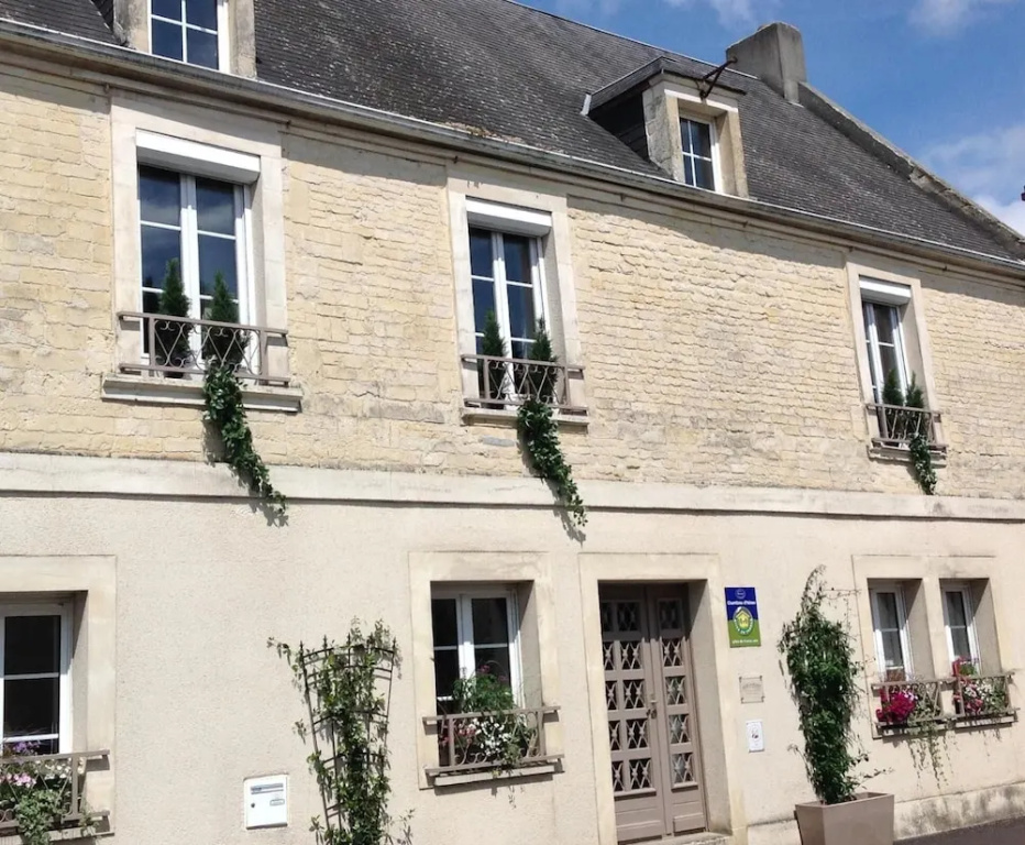 L'Home Du Monde