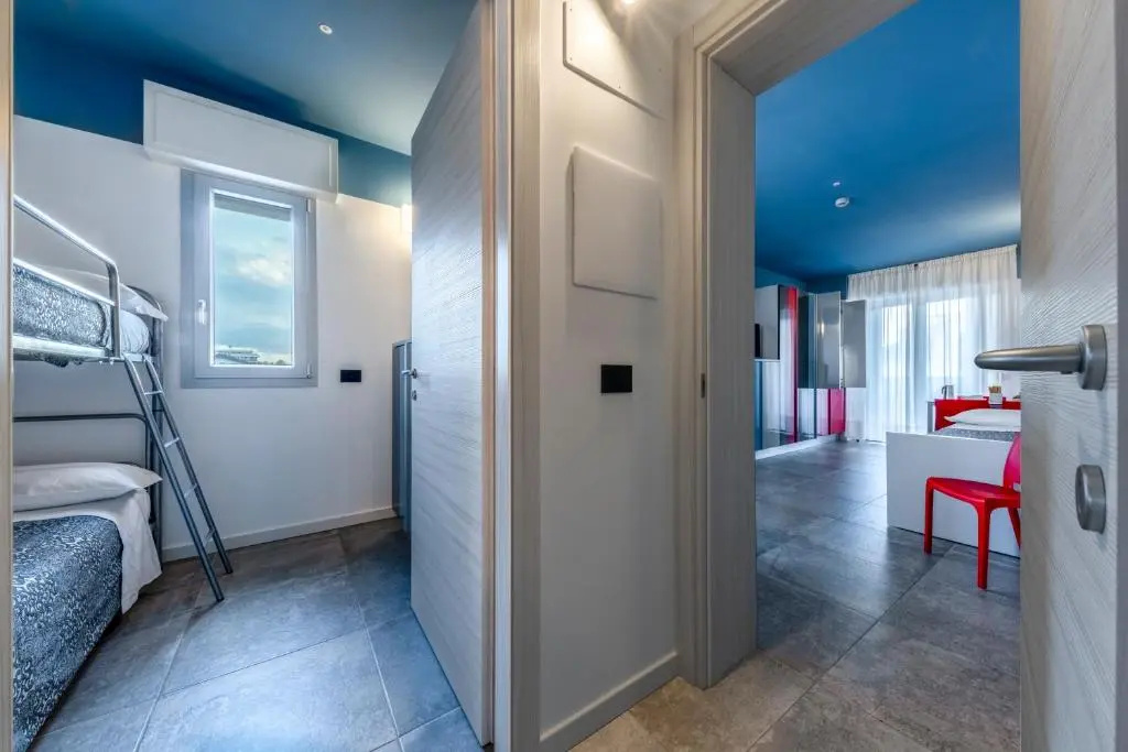 2 Bedrooms Suite