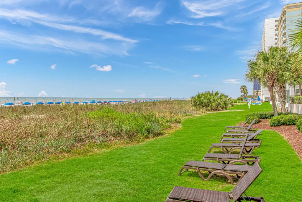 Ocean Front Queen Suite With Panoramic Views! - Compass Cove Unit 964