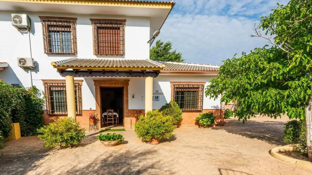 Casa Los Frailecillos Villanueva del Trabuco by Ruralidays