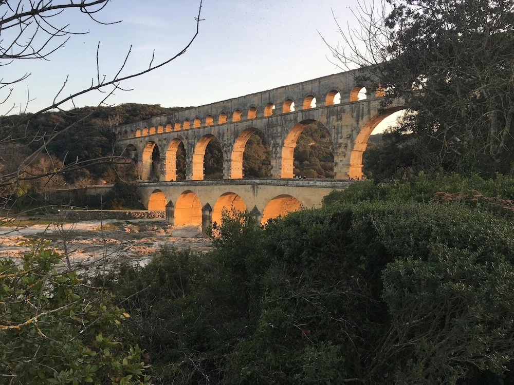Hotel Restaurant Le Gardon - Pont du Gard - Général