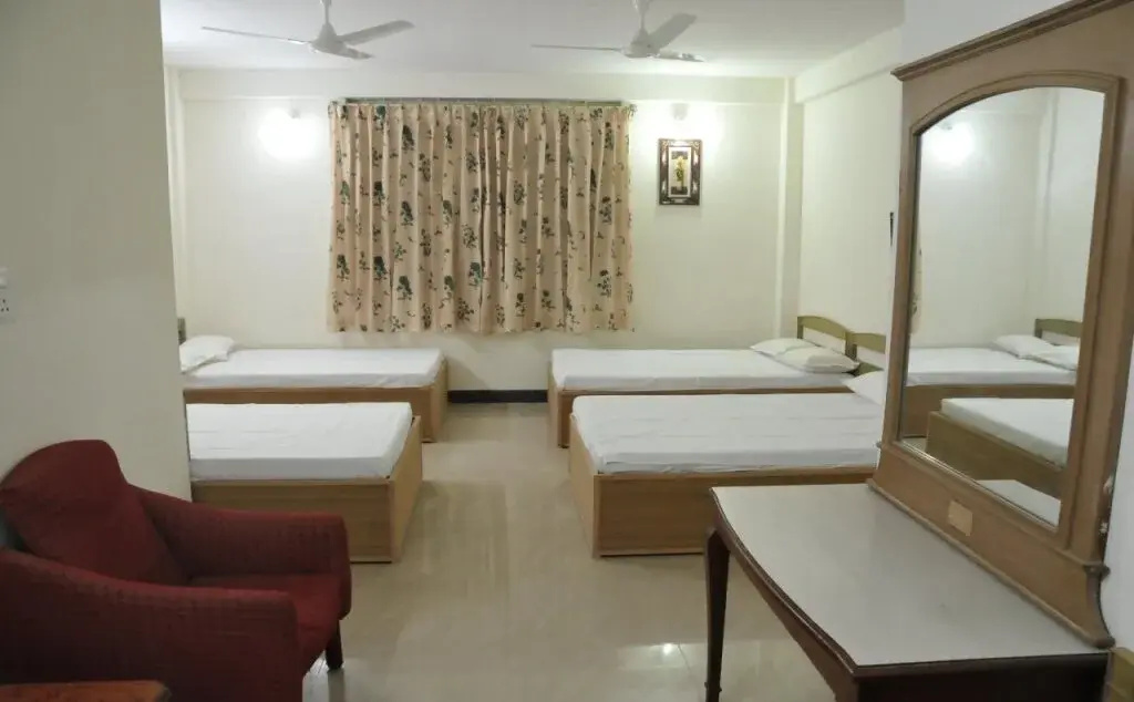 Hotel photo 12