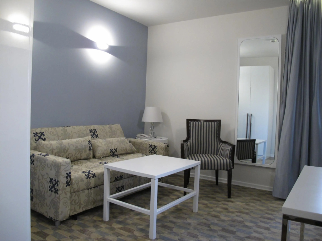Best Western Regency Suites — фото