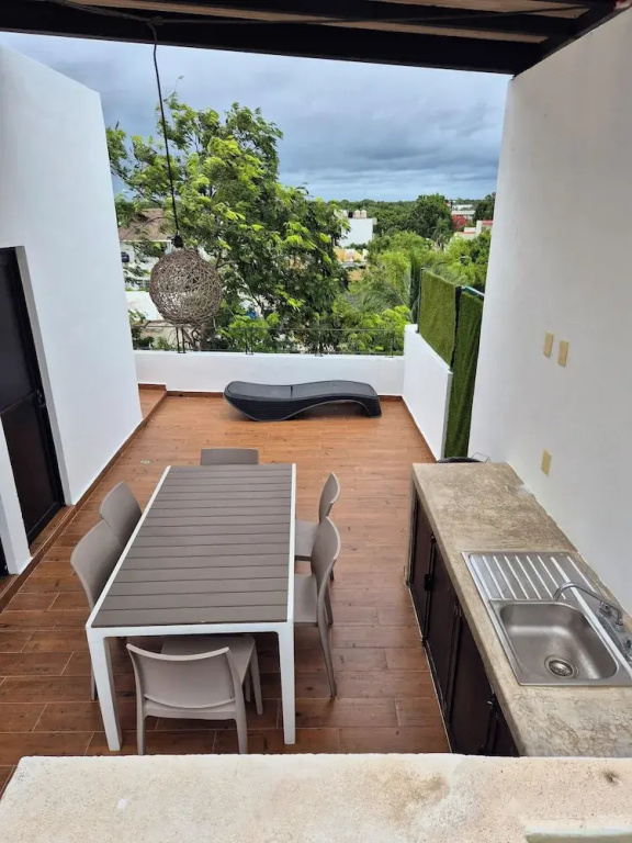 Deluxe Apartment