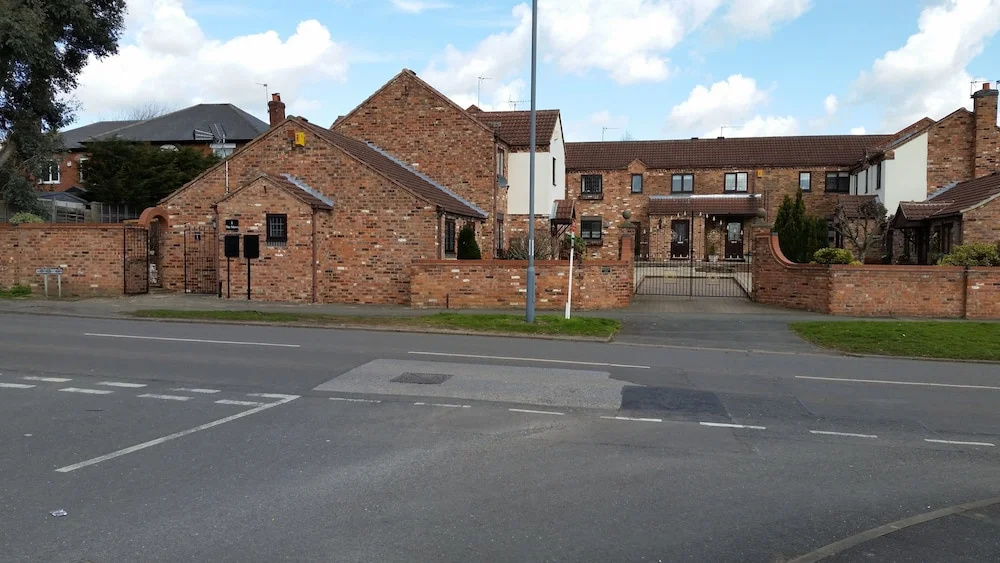 1, The Mews