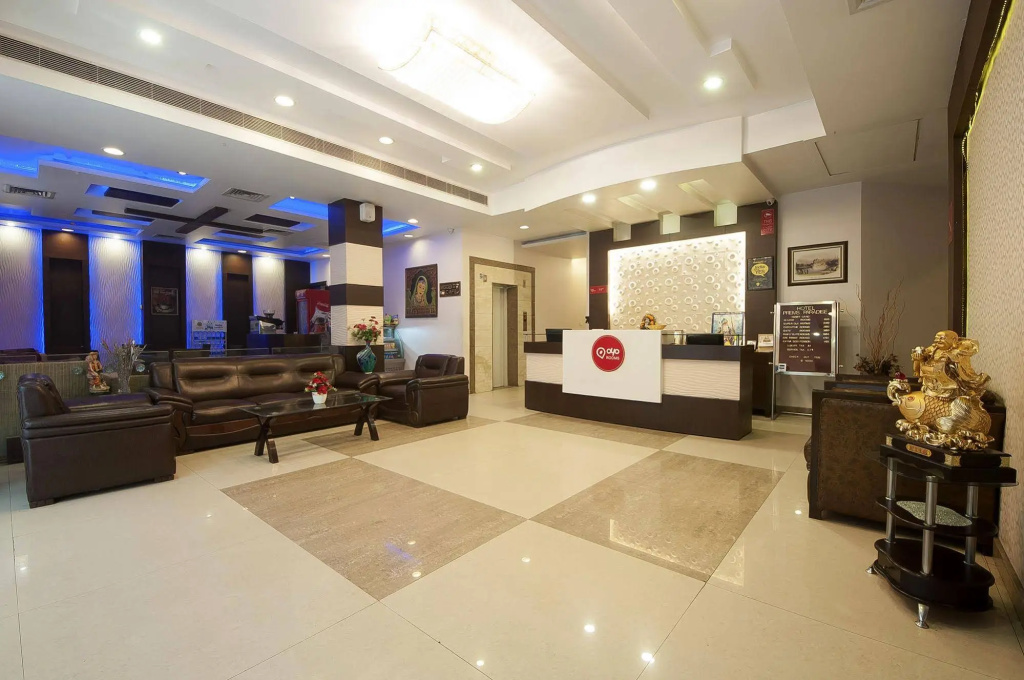 Lobby & Reception
