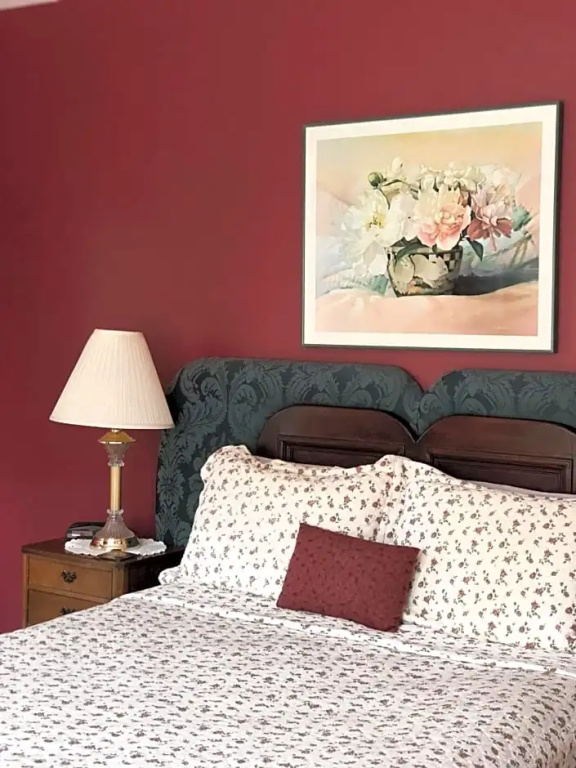 Standard Double room with balcony (full double bed)