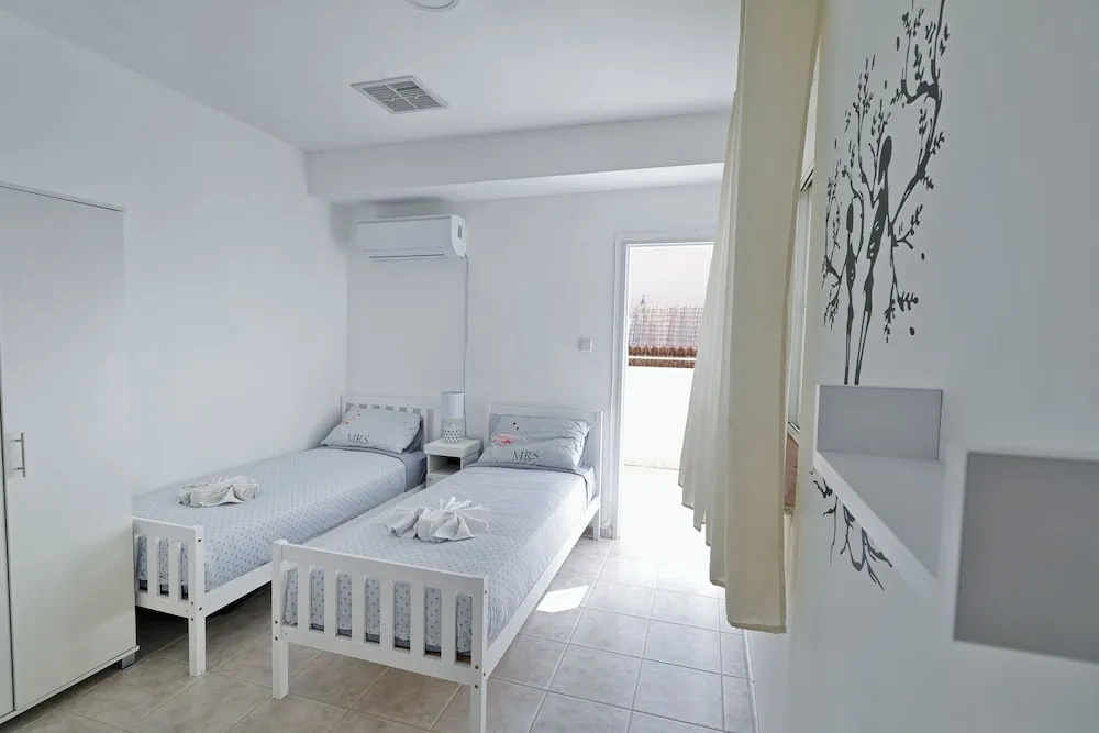 Standard Double room with balcony and with mountain view (twin beds)