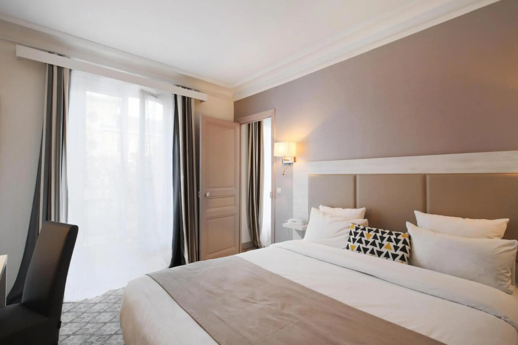 Отель Grand Hotel des Gobelins в Париже