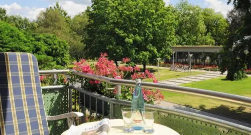 Balcony & Terrace