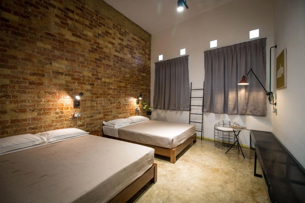 Standard Quadruple room