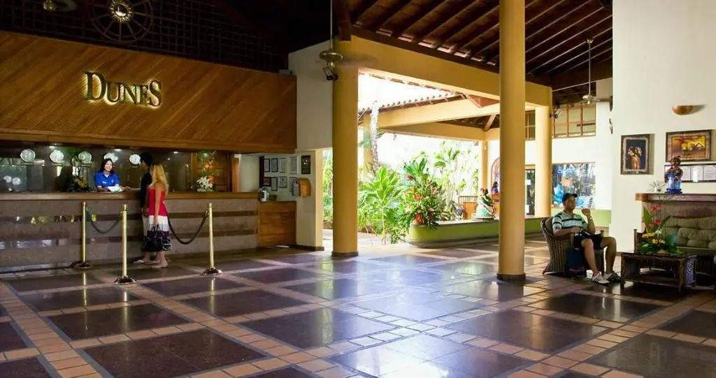 Lobby & Reception