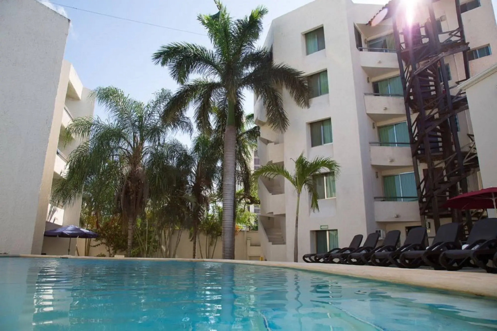 Hotel photo 12