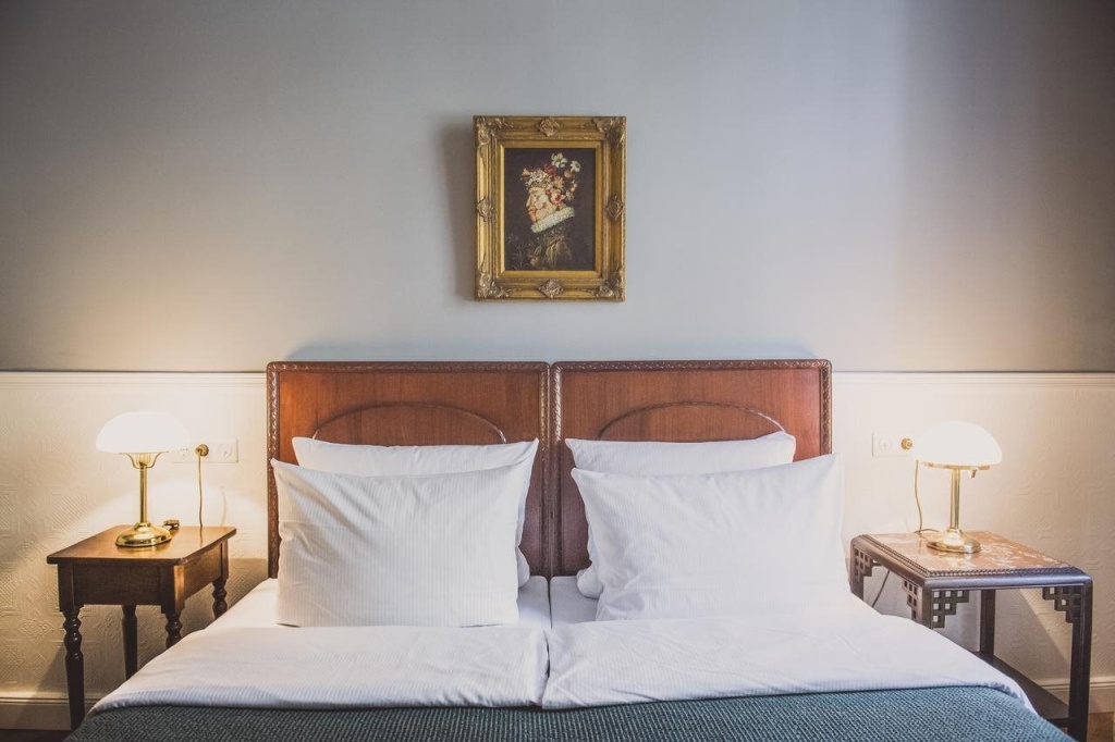 Отель Henri Hotel Berlin в Берлине