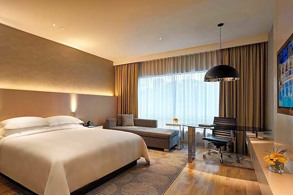 Renaissance Kuala Lumpur Hotel