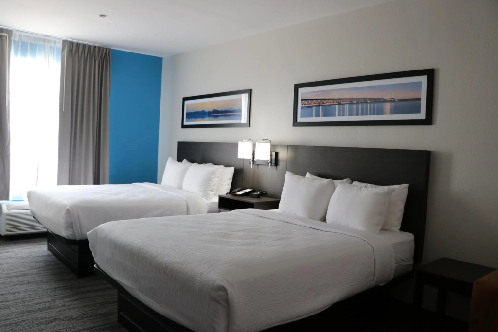 Quality Inn & Suites Buda — 4