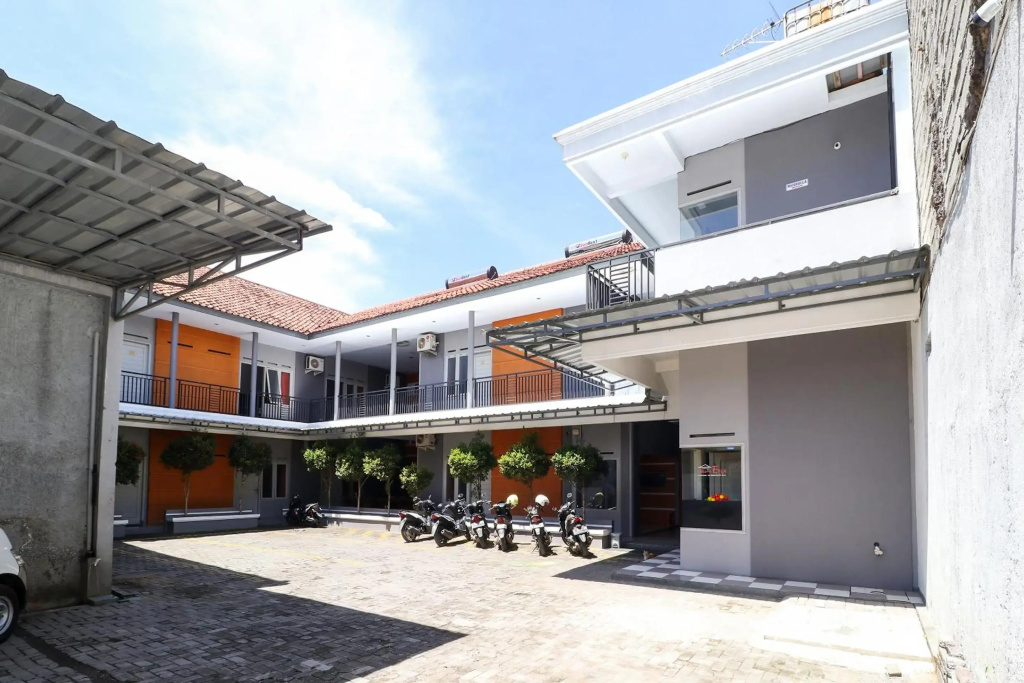 Hotel O Garut near Alun-Alun Tarogong formerly Wisma Etiga