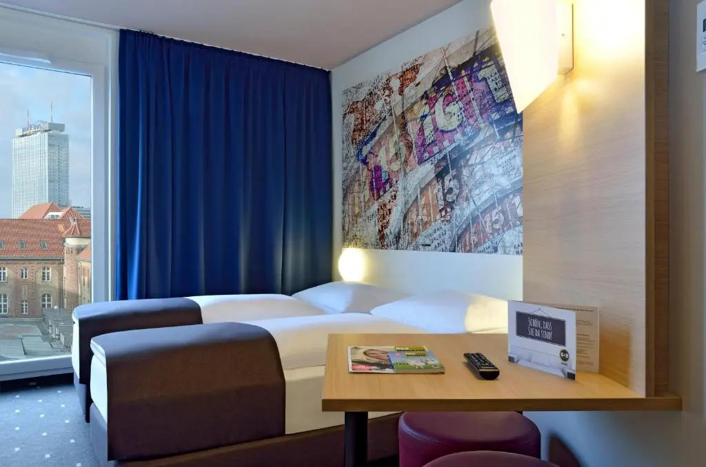Double room (twin beds)