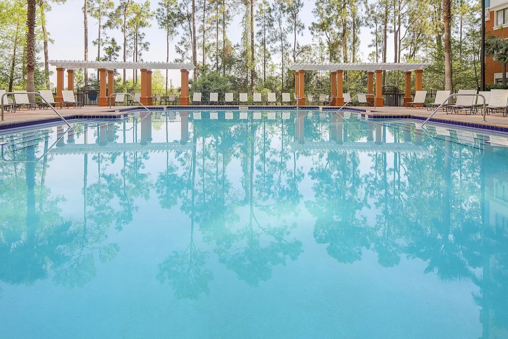 Lake Eve Resort - Général