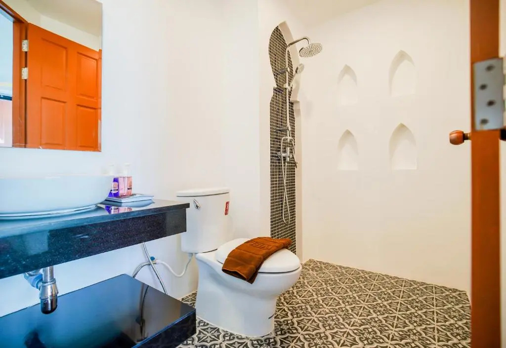 Khaleej Mass Hotel Patong - Chambres