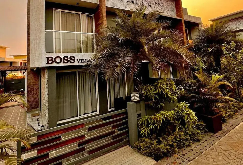 Boss 3 BHK With Pvt Pool By Stellar Stays