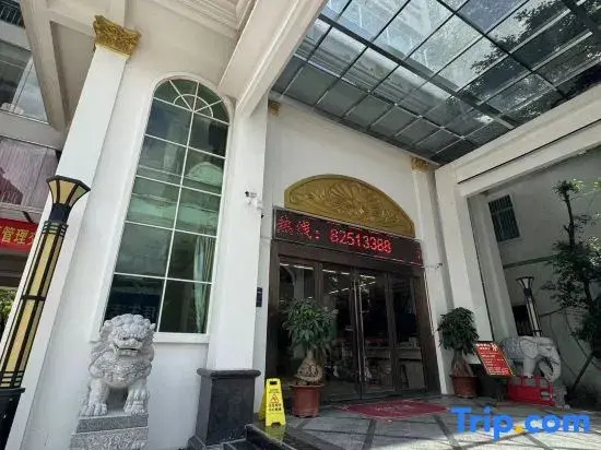 Hotel photo 12