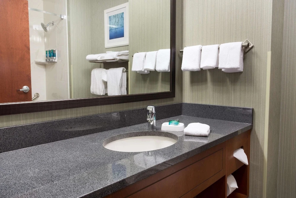Drury Inn & Suites Burlington - Chambres