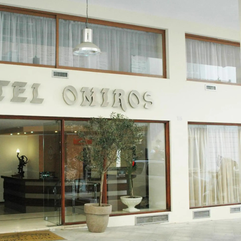 Omiros Hotel — фото
