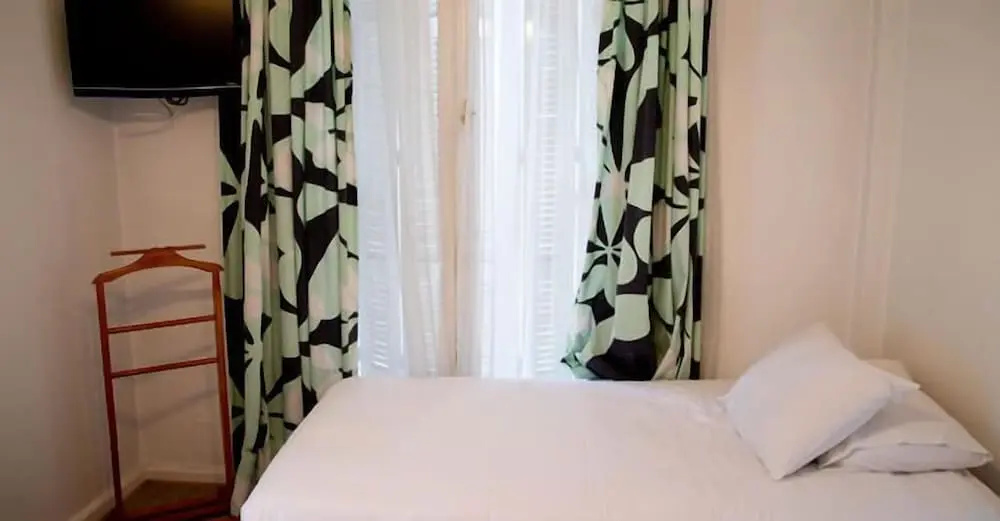 WE Hotel - Chambres