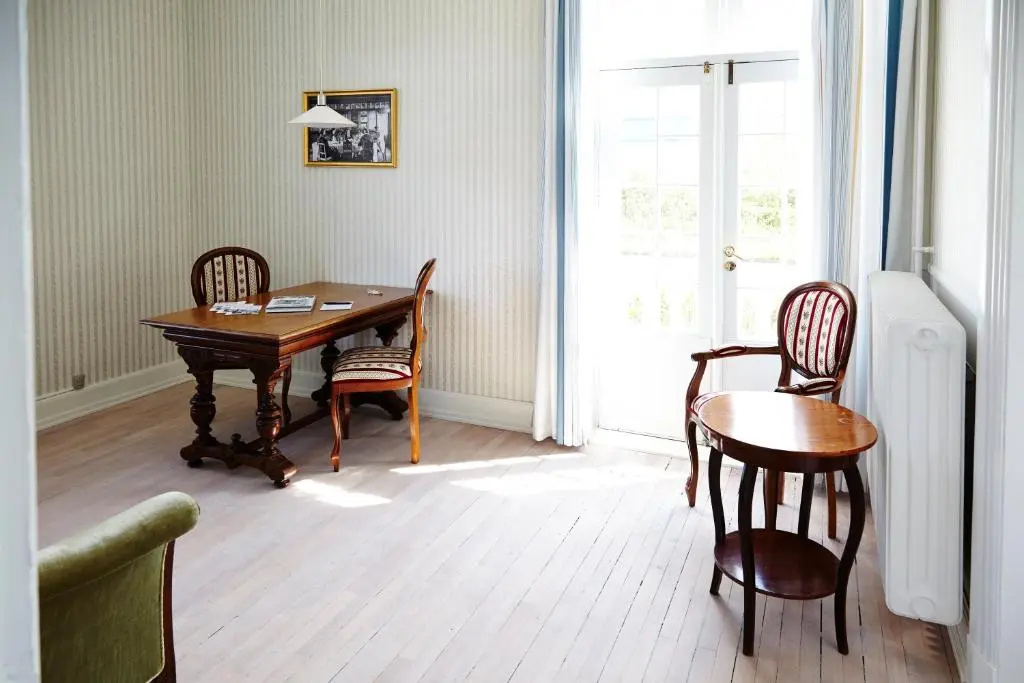 Standard Family room