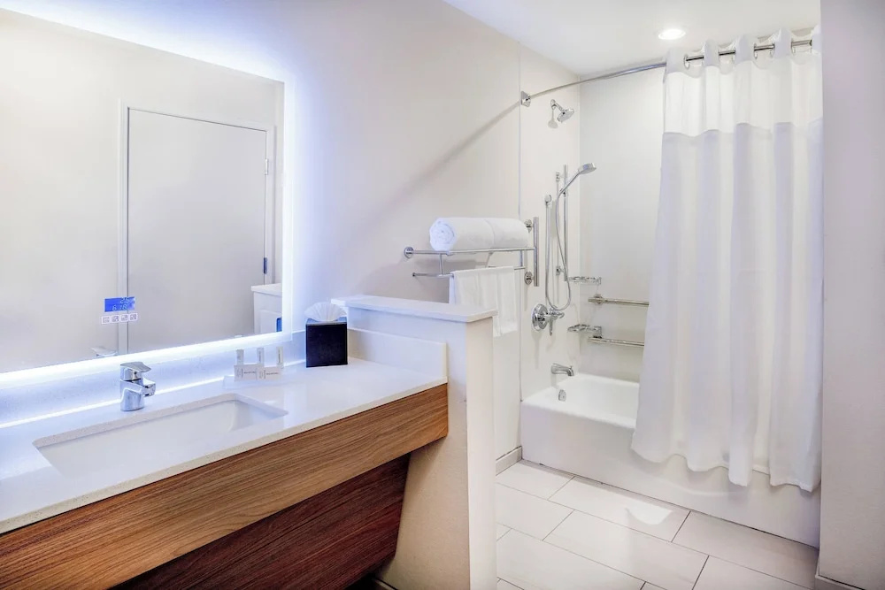 Fairfield Inn & Suites McPherson