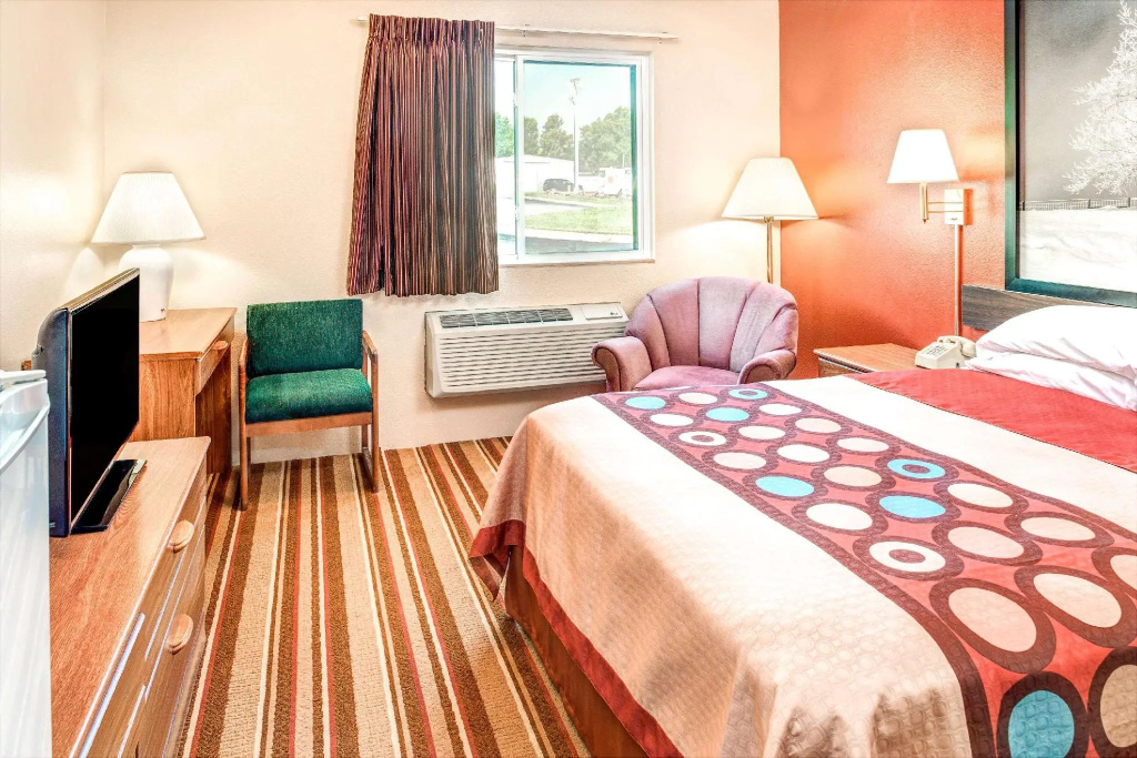 Standard Double room (full double bed)