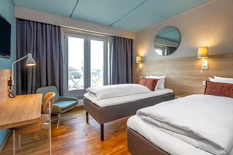 Standard Double Family room (twin beds)