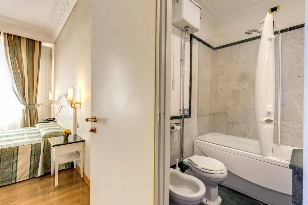 Hotel La Lumiere di Piazza di Spagna - Général