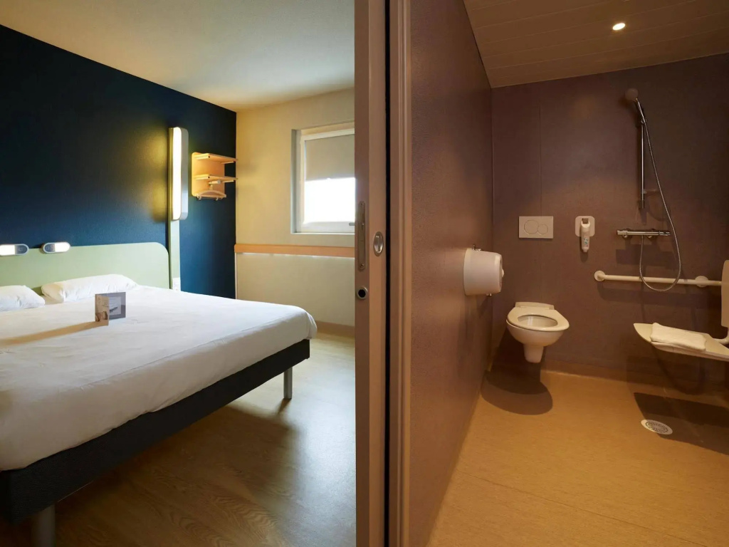 Hotel photo 8