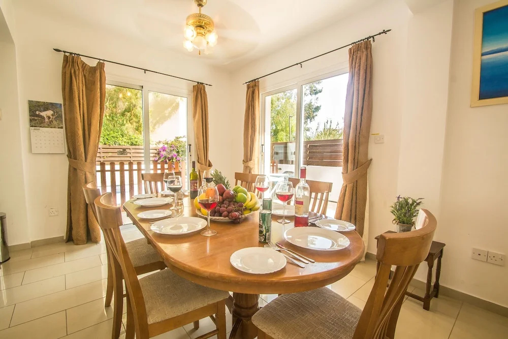 Pernera Sea Holiday Villa