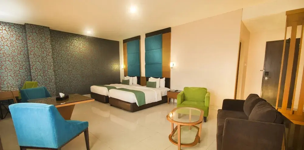 Hotel photo 12
