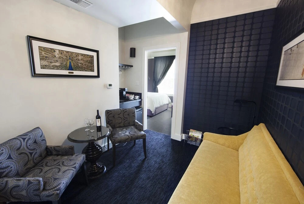 Quadruple Suite