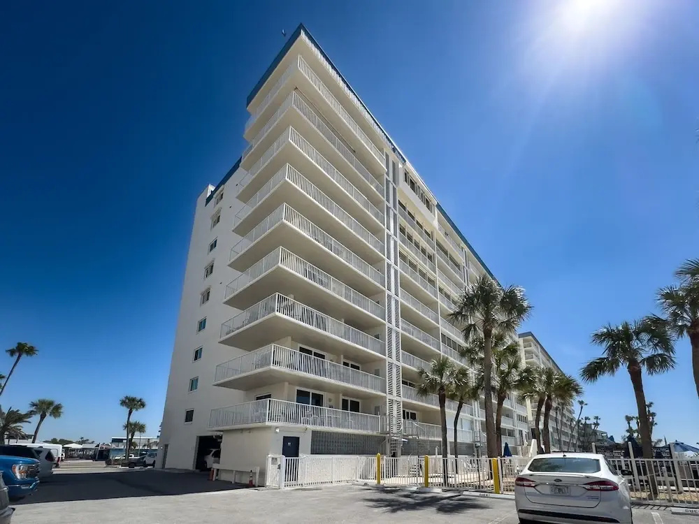 20002 Gulf Blvd, Penthouse 5