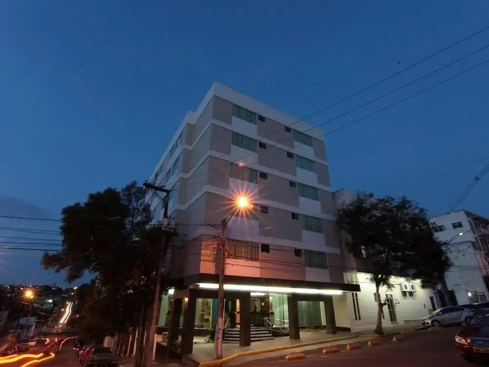 Hotel Serrano — фото