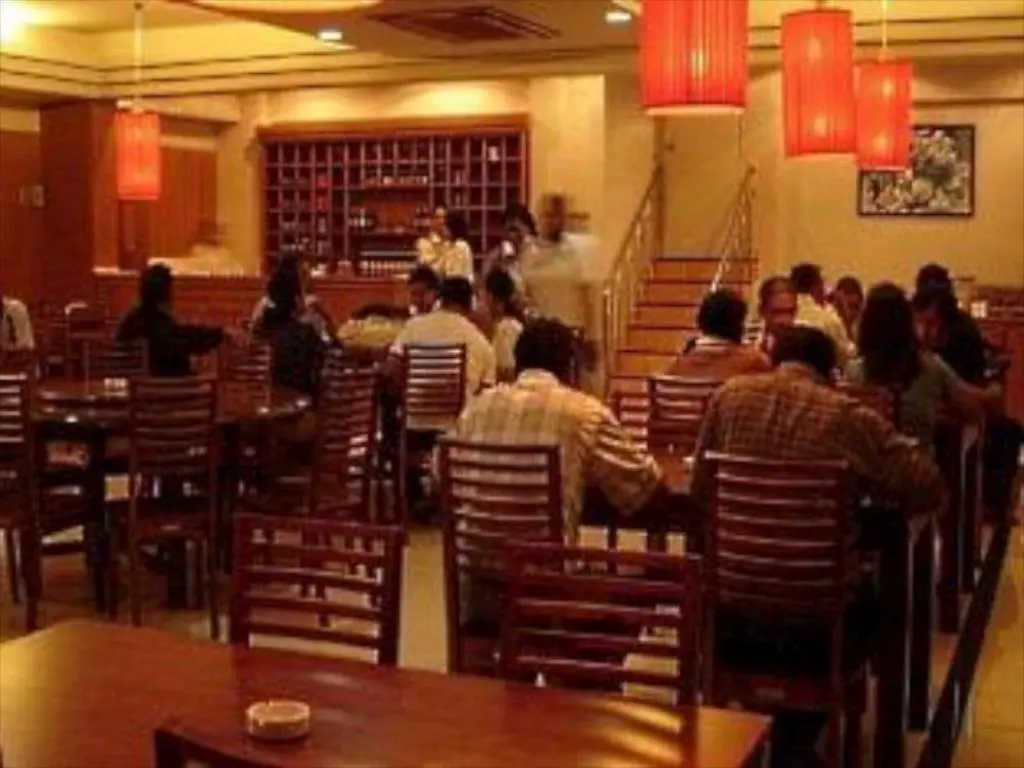 Food & Beverage